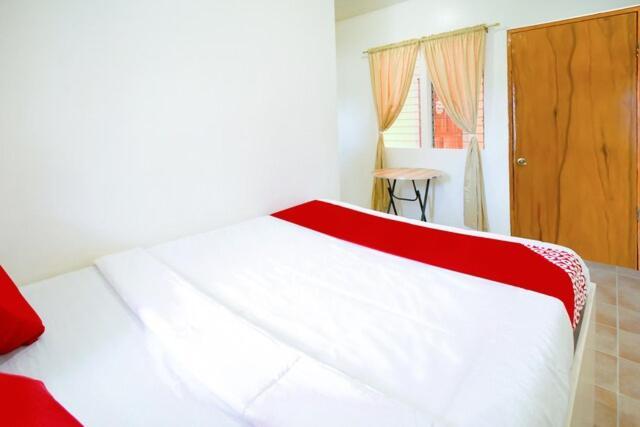 Hotel Jessa'S 5 Guests House Moalboal Zewnętrze zdjęcie